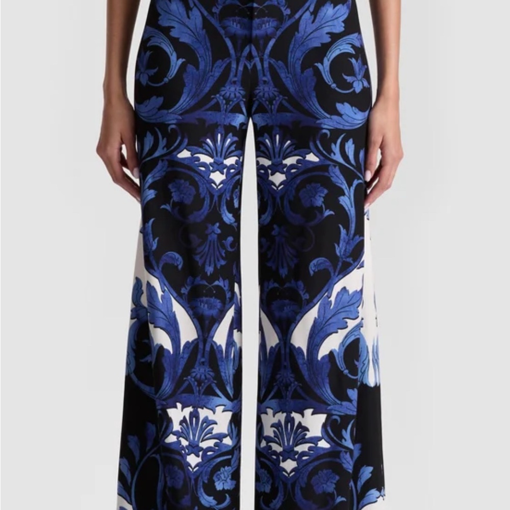 Alice + Olivia Black and Blue Patterned Pants